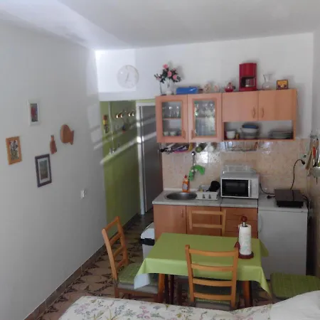 Appartement By The Sea Kastel Stari, - 11352 *