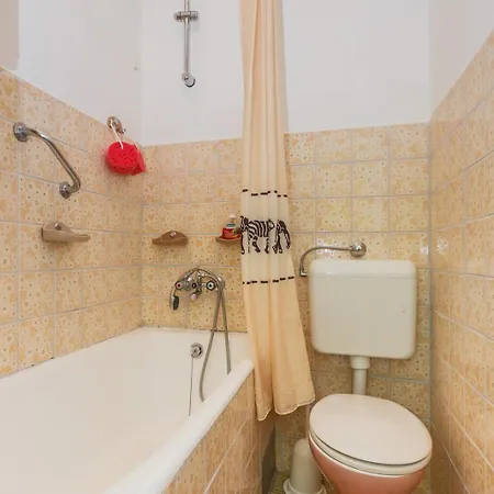 Appartement By The Sea Kastel Stari, - 11352
