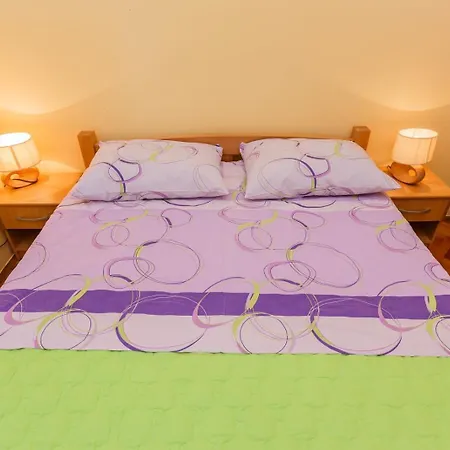 Appartement By The Sea Kastel Stari, - 11352 *